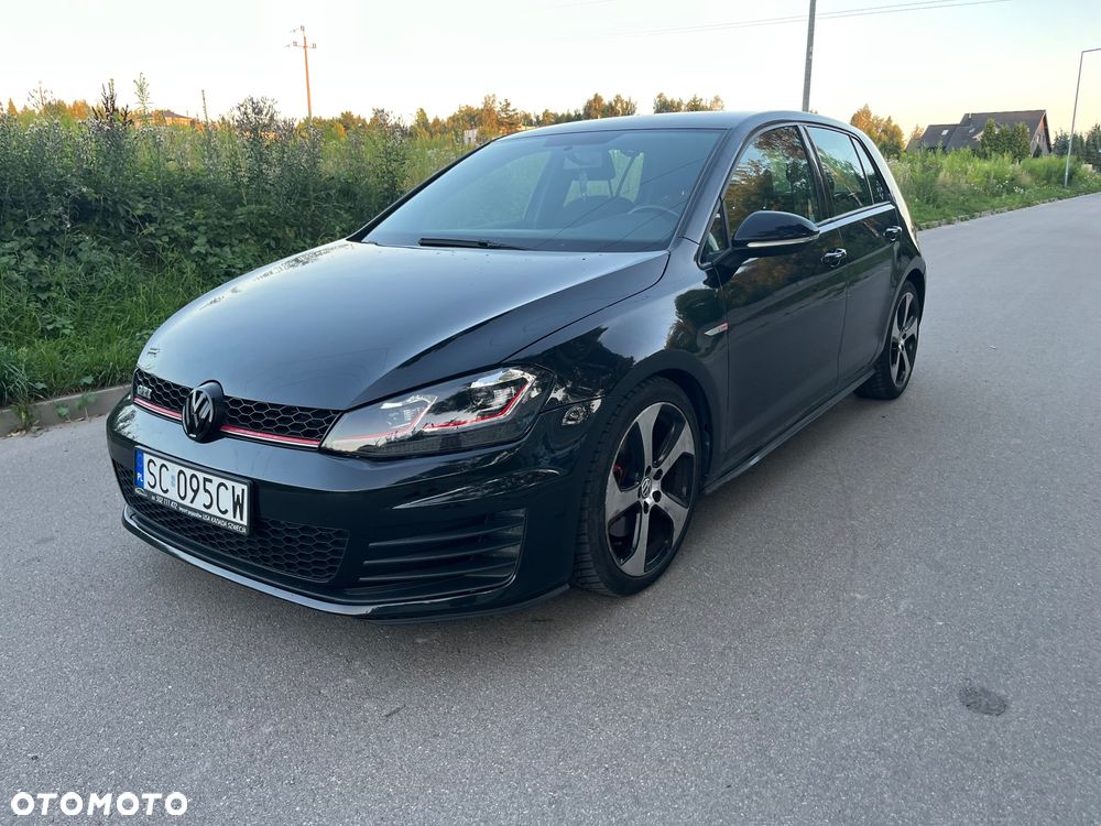 Volkswagen Golf 2.0 TSI BMT GTI DSG - 2