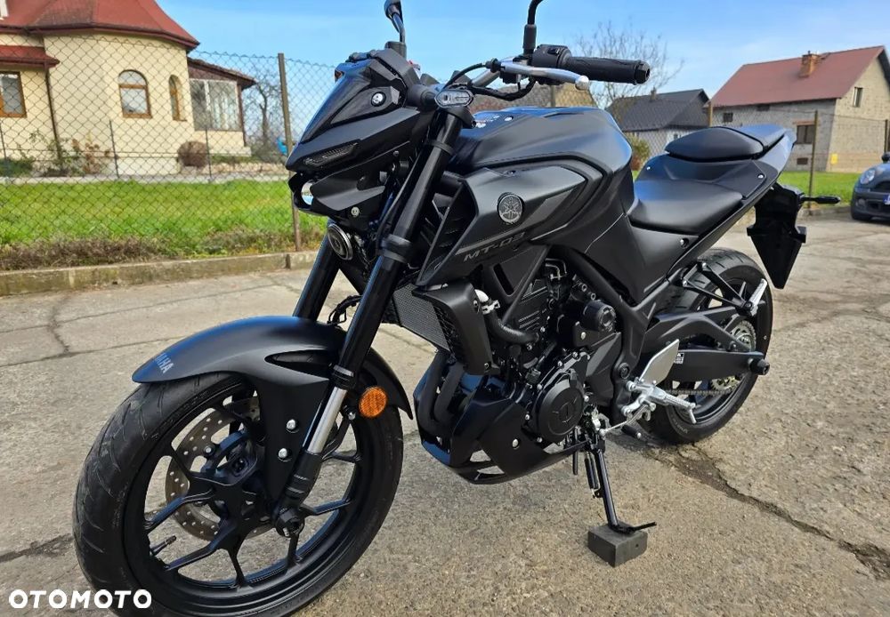 Yamaha MT - 1