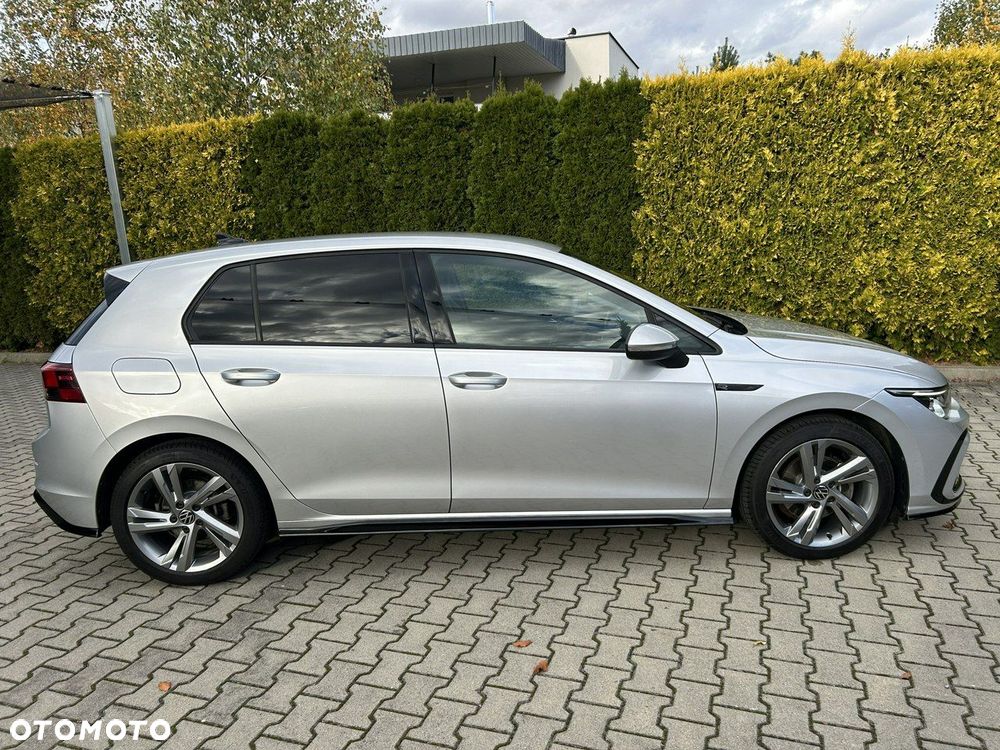 Volkswagen Golf 1.5 eTSI OPF DSG R-Line - 3