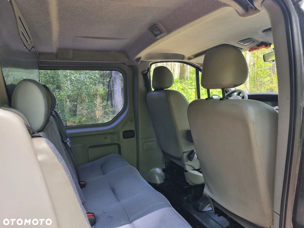 Renault Trafic - 15