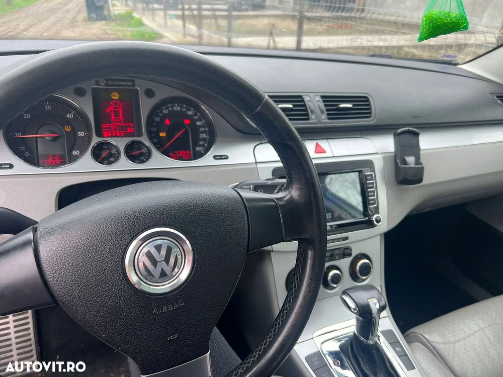 Volkswagen Passat Variant 2.0 TDI Comfortline DPF DSG - 1