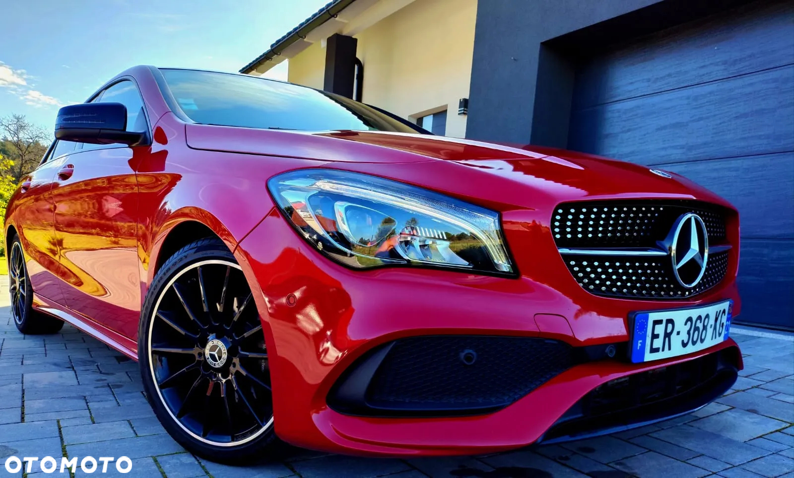 Mercedes-Benz CLA 180 AMG Line - 2