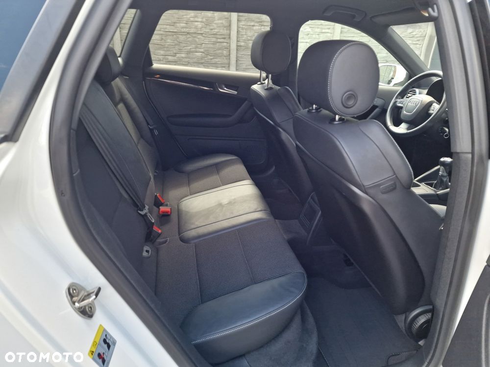 Audi A3 Sportback 2.0 TDI DPF S line Sportpaket - 25