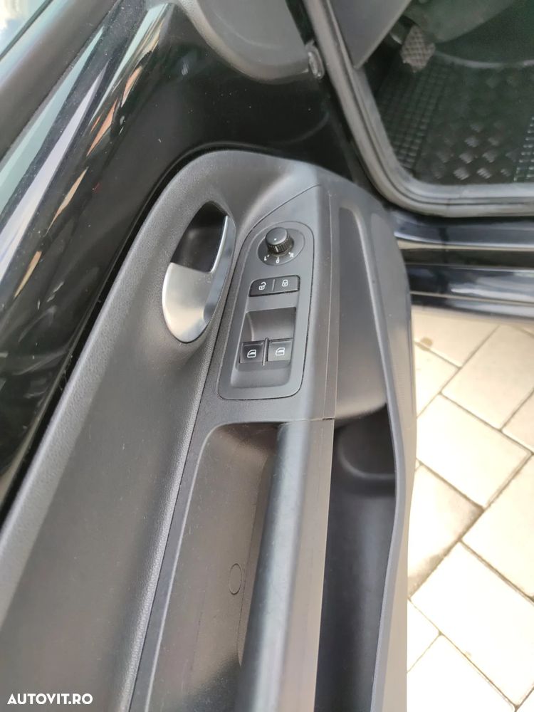 Volkswagen up! - 17