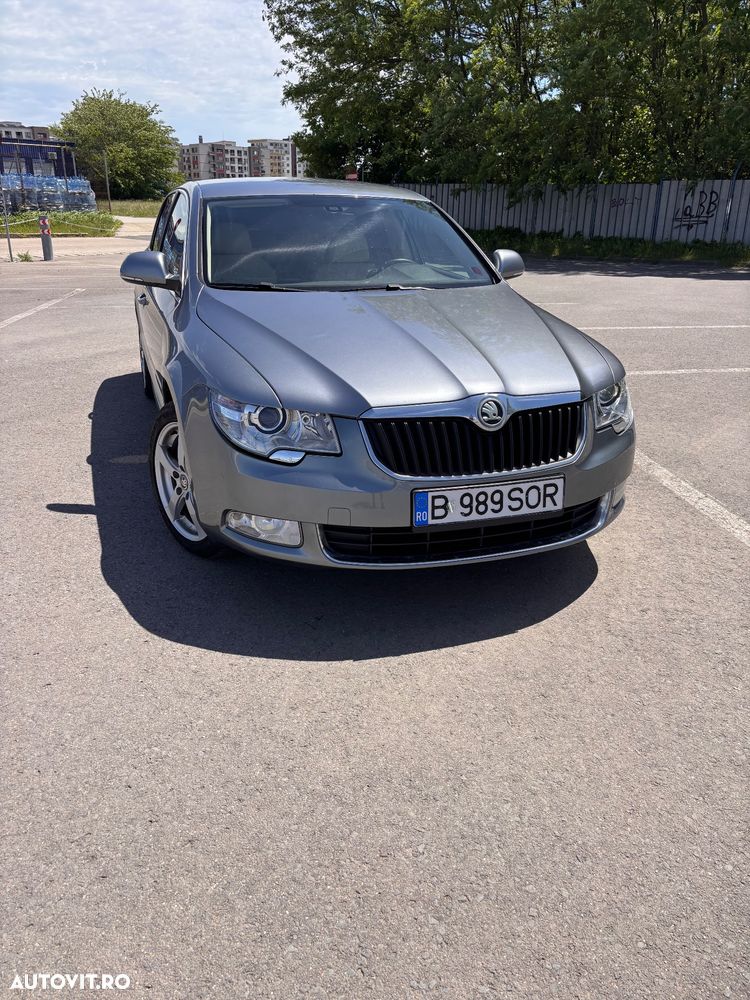 Skoda Superb 2.0 TDI Elegance DSG - 12