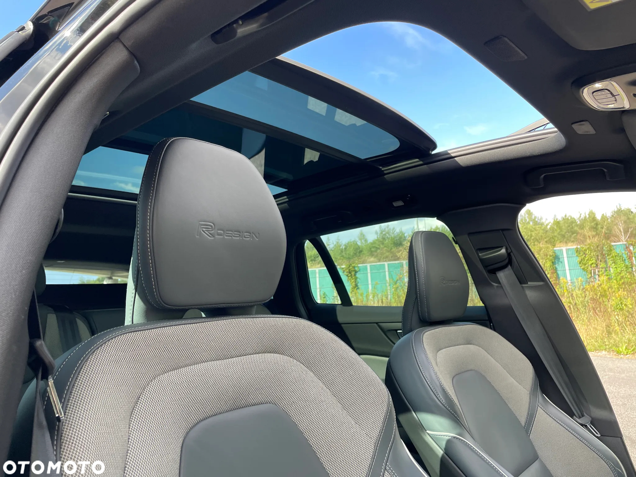 Volvo V60 T5 Geartronic R-Design - 16