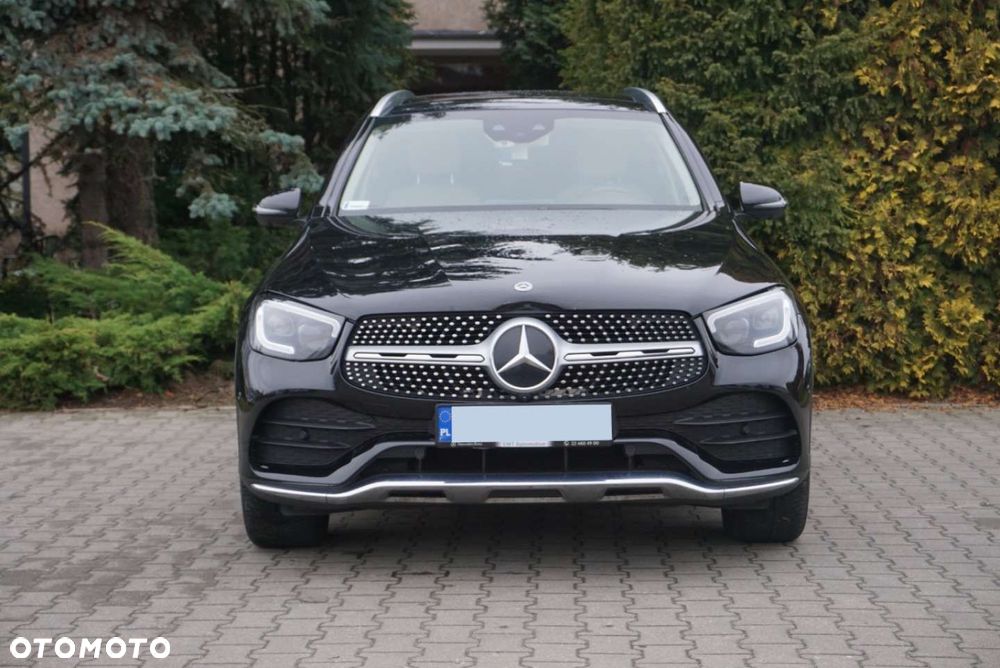 Mercedes-Benz GLC - 2