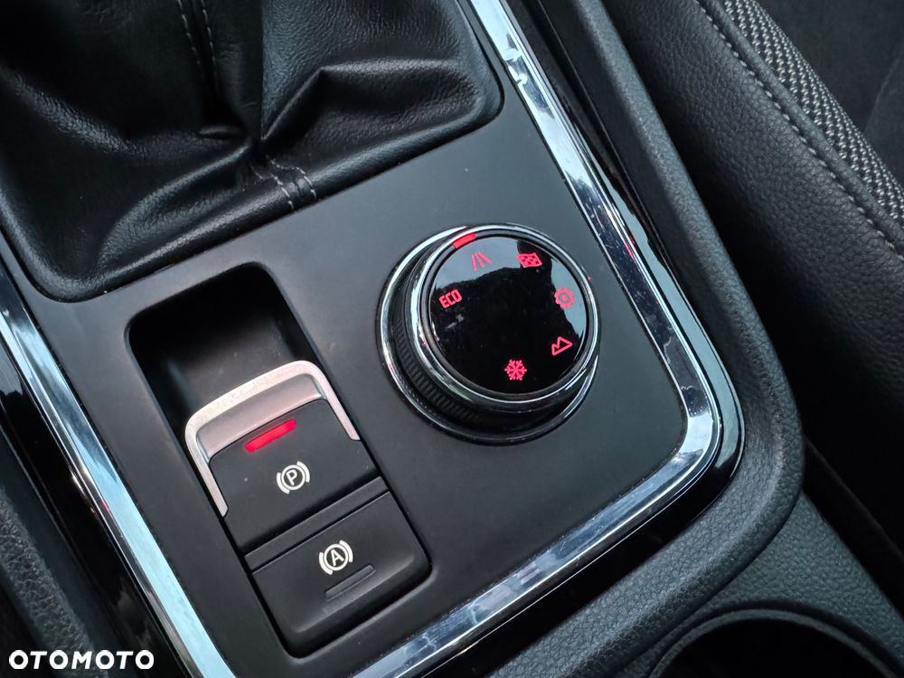 Seat Ateca 2.0 TDI 4Drive XCELLENCE - 11