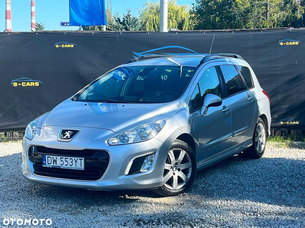 Peugeot 308 - 1