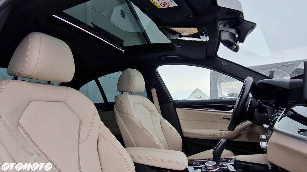 BMW Seria 5 545e xDrive M Sport sport - 18