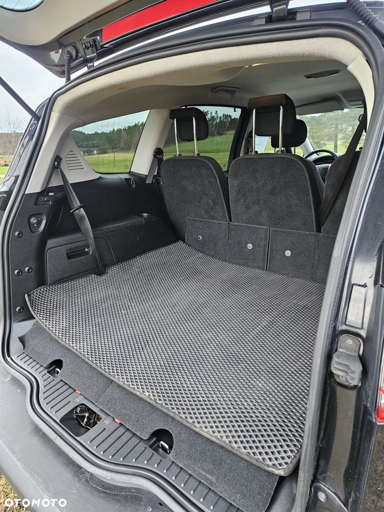 Ford S-Max 2.0 TDCi DPF Trend - 12