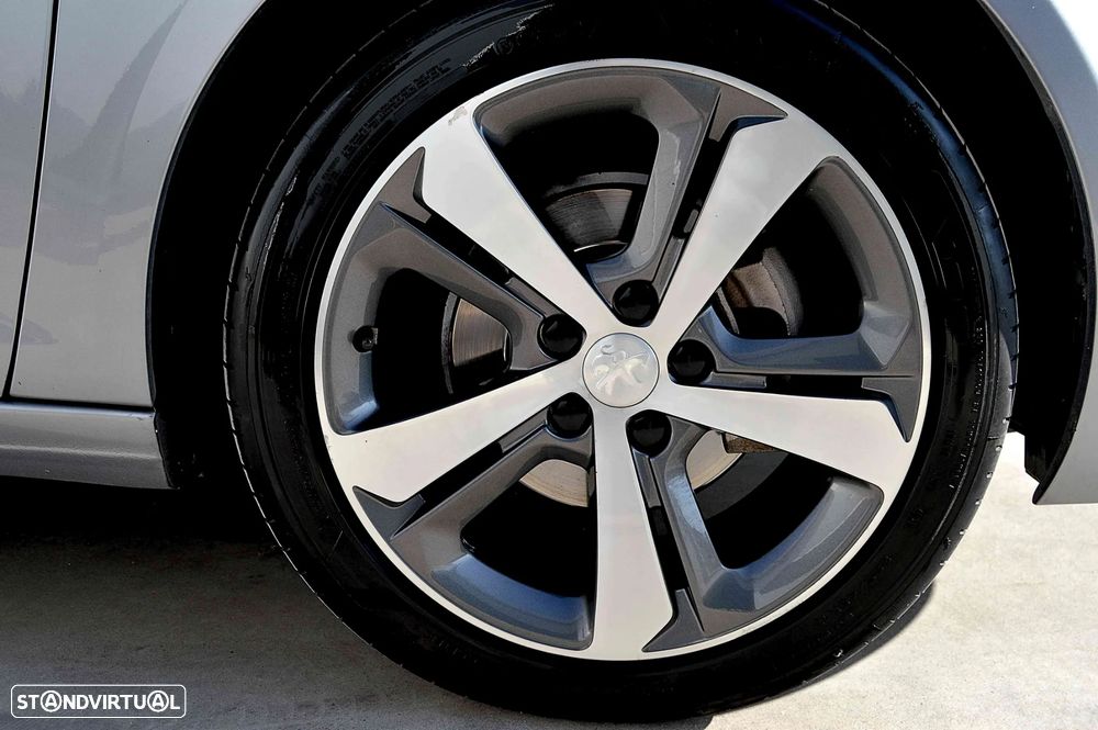Peugeot 308 SW 1.5 BlueHDi Allure EAT8 - 12