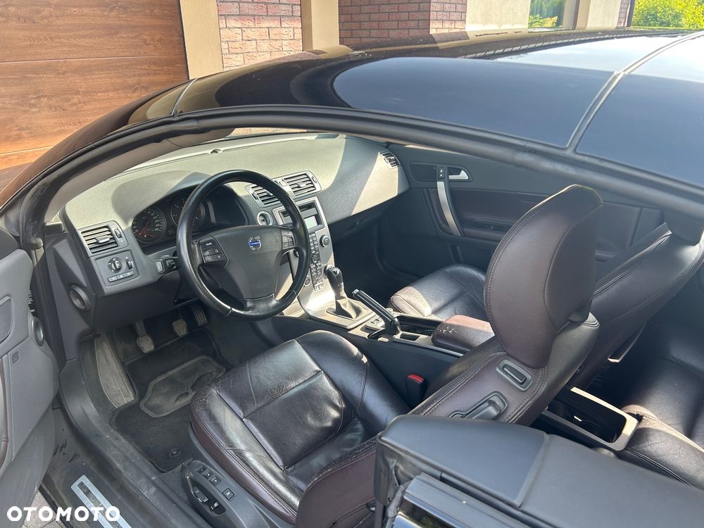 Volvo C70 2.0D Momentum - 5