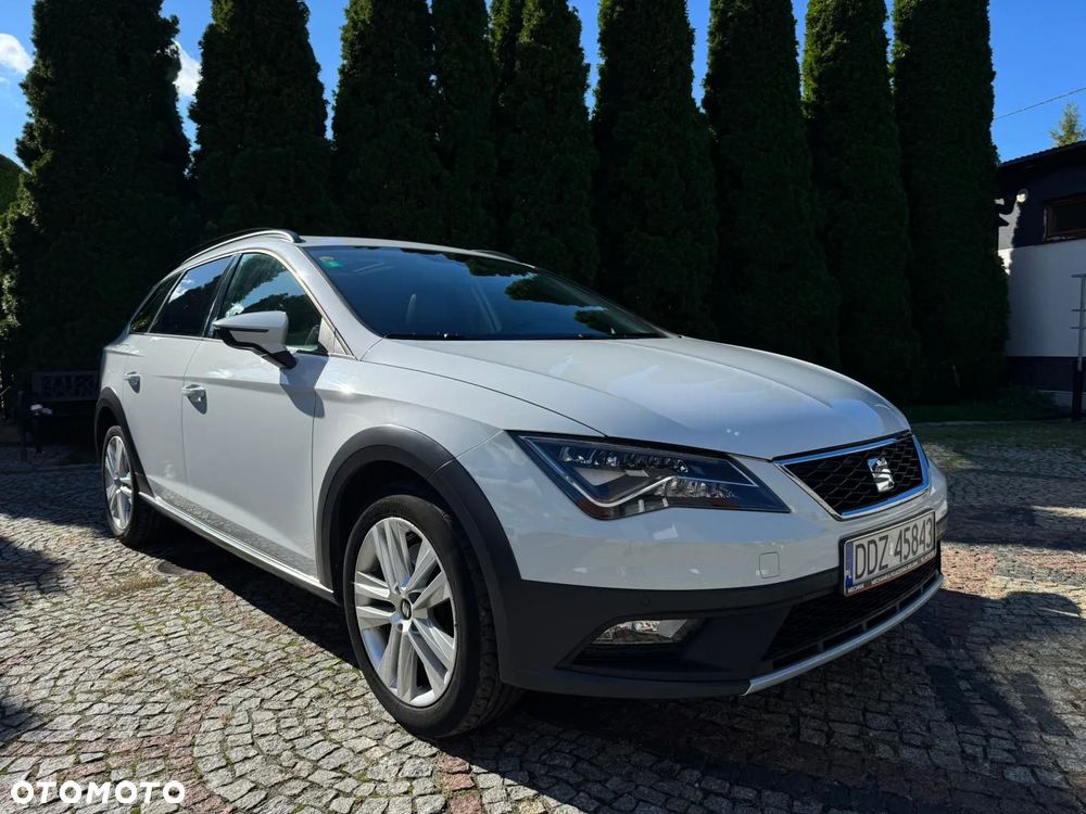Seat Leon 1.8 TSI Start&Stop DSG XCELLENCE - 1