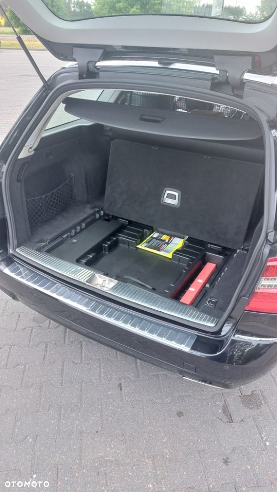 Mercedes-Benz Klasa E 200 CGI BlueEFFICIENCY 7G-TRONIC Avantgarde - 13