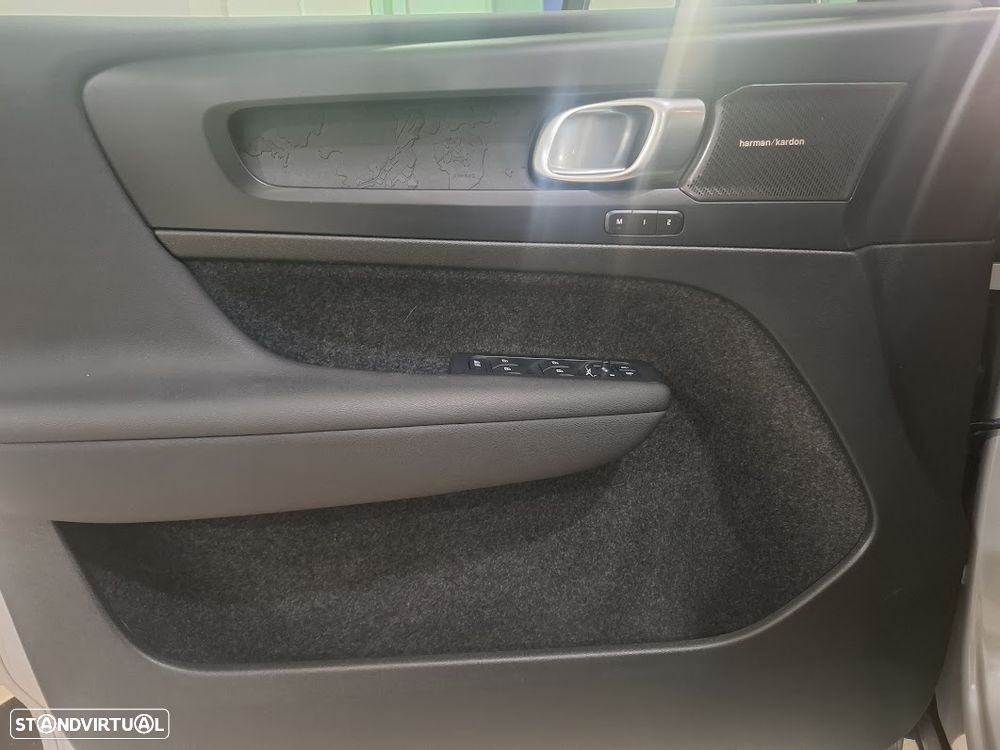 Volvo C40 Recharge 82 kWh Single M. Extended Range RWD Ultimate - 13