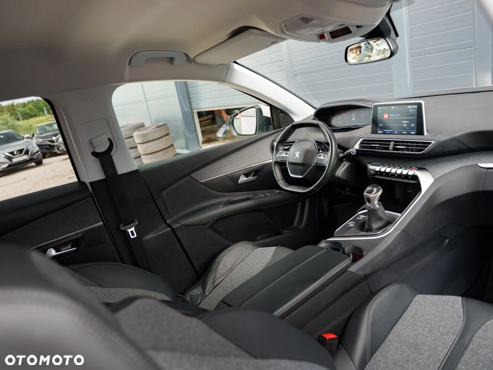 Peugeot 3008 1.5 BlueHDi Allure S&S - 19