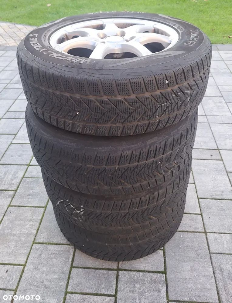 Ford S-Max - 26