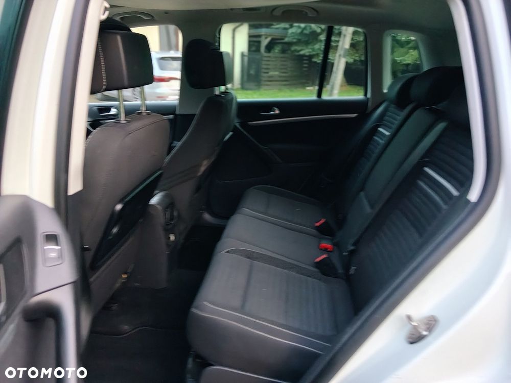 Volkswagen Tiguan 2.0 TDI 4Mot Sport&Style DSG - 8