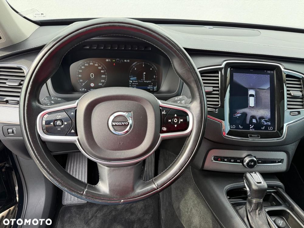 Volvo XC 90 - 16