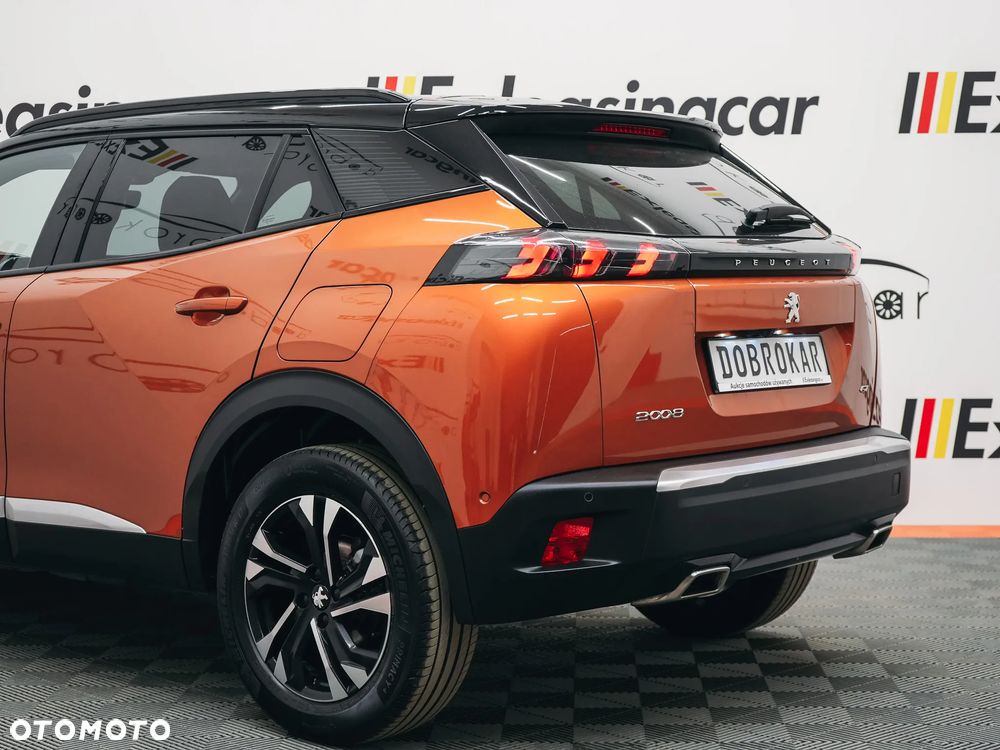 Peugeot 2008 - 11