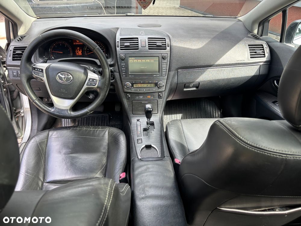 Toyota Avensis 2.2 D-4D Premium - 7