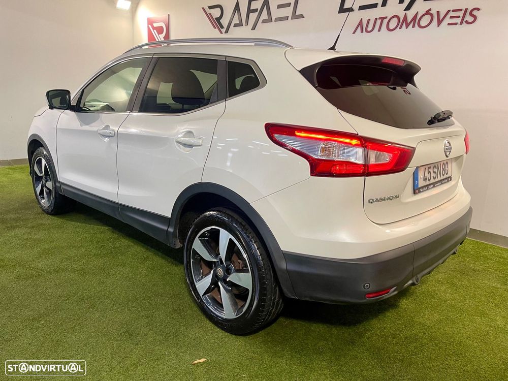 Nissan Qashqai 1.5 dCi N-Connecta - 7