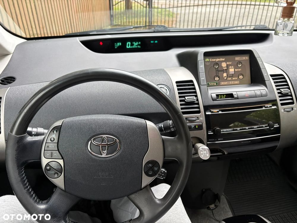 Toyota Prius 1.5 VVT-i Sol (nav) - 14
