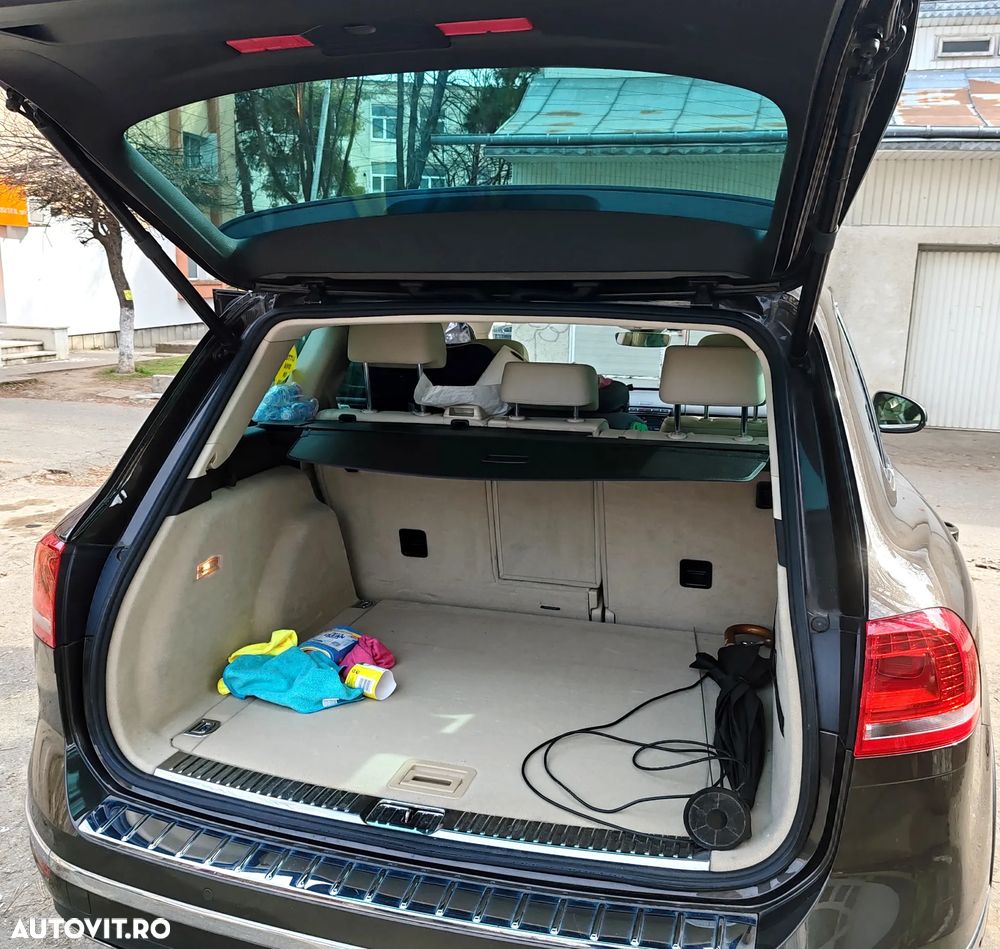 Volkswagen Touareg 3.0 V6 TDI BMT - 8