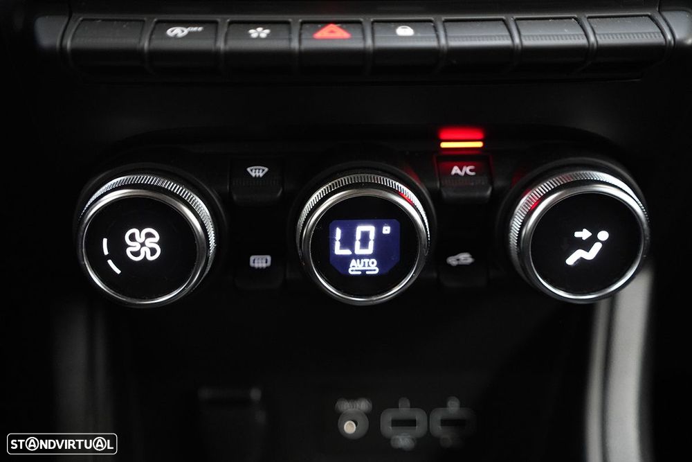 Renault Captur 1.0 TCe Techno Bi-Fuel - 14