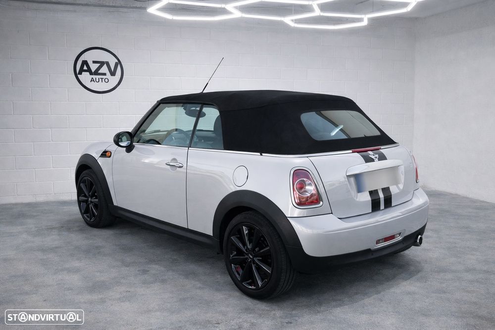 MINI Cabrio Cooper D - 2
