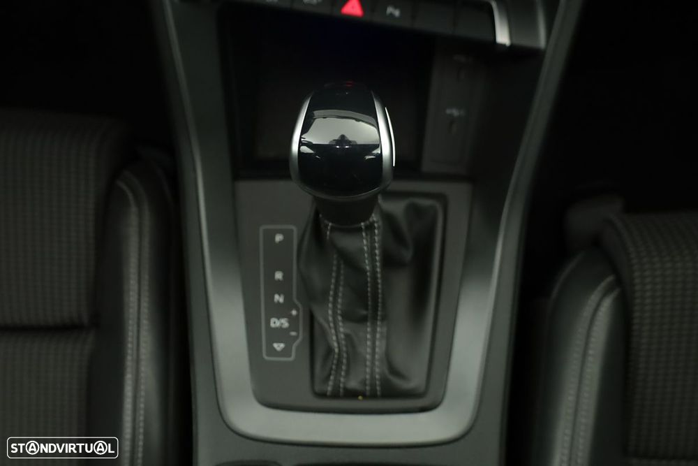 Audi Q3 Sportback 45 TFSIe S line S tronic - 14