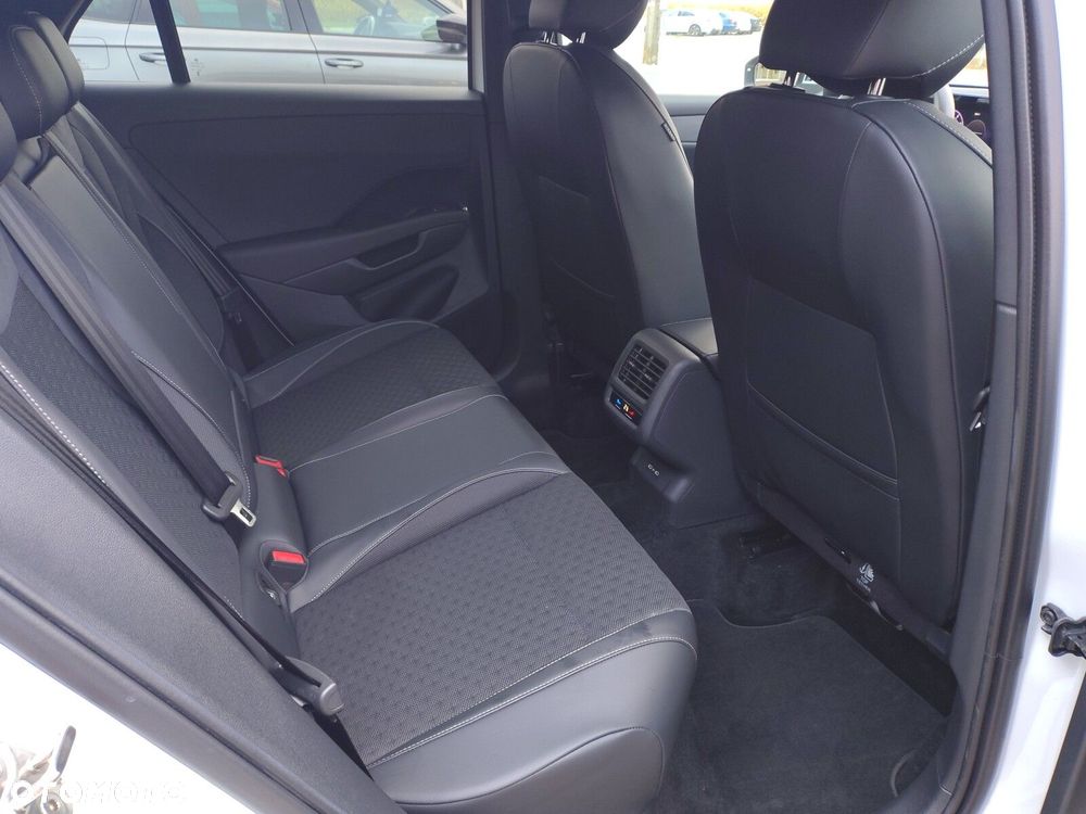 Volkswagen T-Roc 1.5 eTSI R-Line DSG - 21