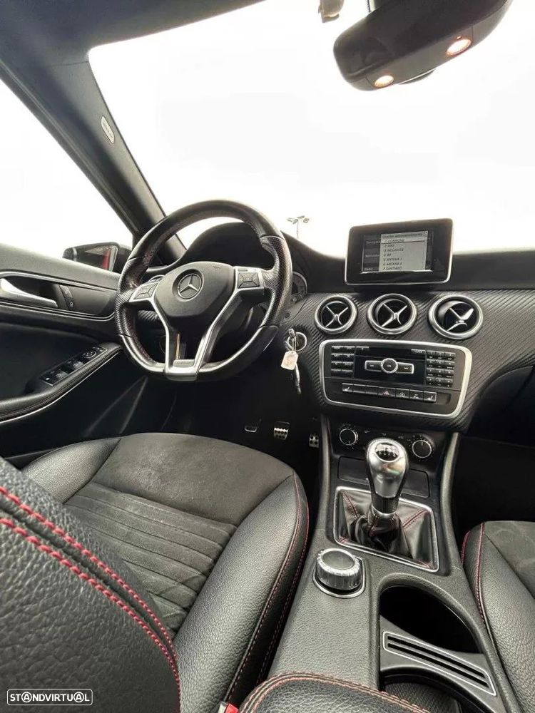Mercedes-Benz A 180 d AMG Line - 15