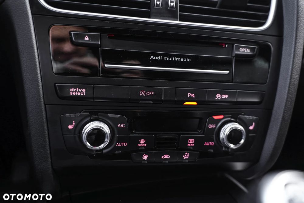Audi A4 Avant 2.0 TDI - 23