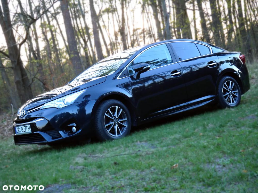 Toyota Avensis 1.8 Premium - 2