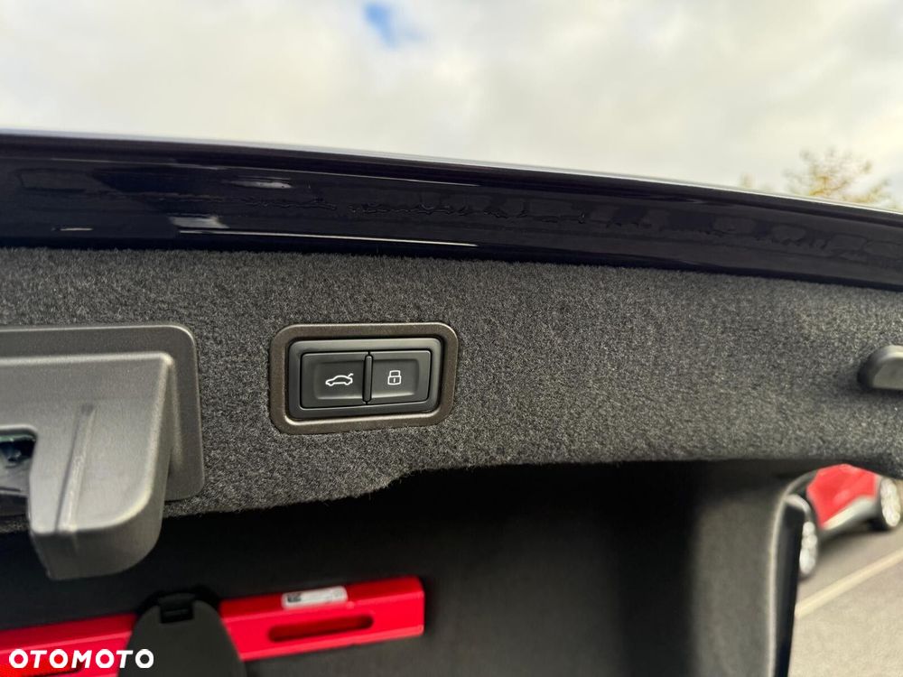 Audi A8 - 23