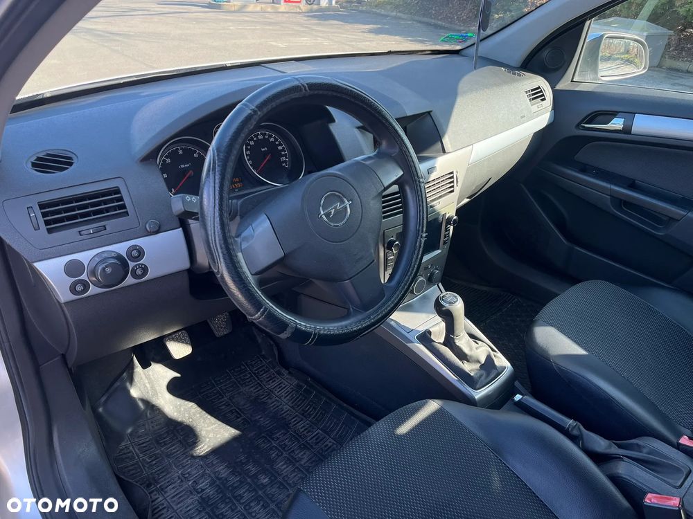 Opel Astra 1.3 CDTI Enjoy - 6