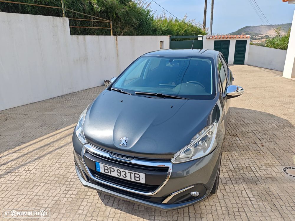 Peugeot 208 PureTech 82 Style - 2