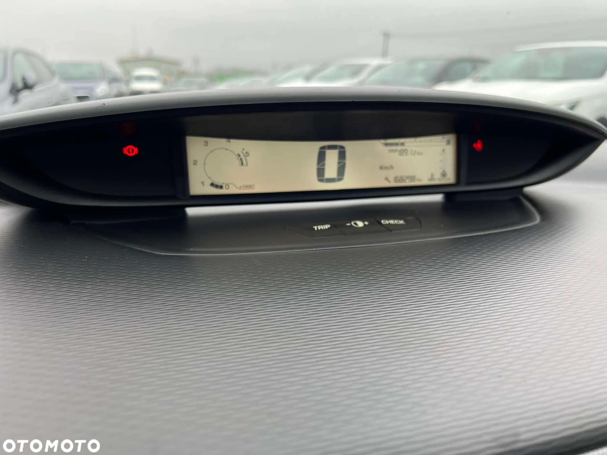 Citroën C4 1.6 HDi Impress - 15