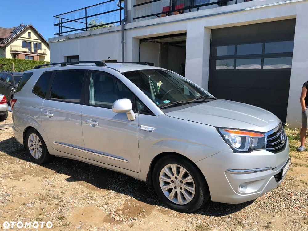 SsangYong/KGM Rodius 200 e-XDi Sapphire - 2