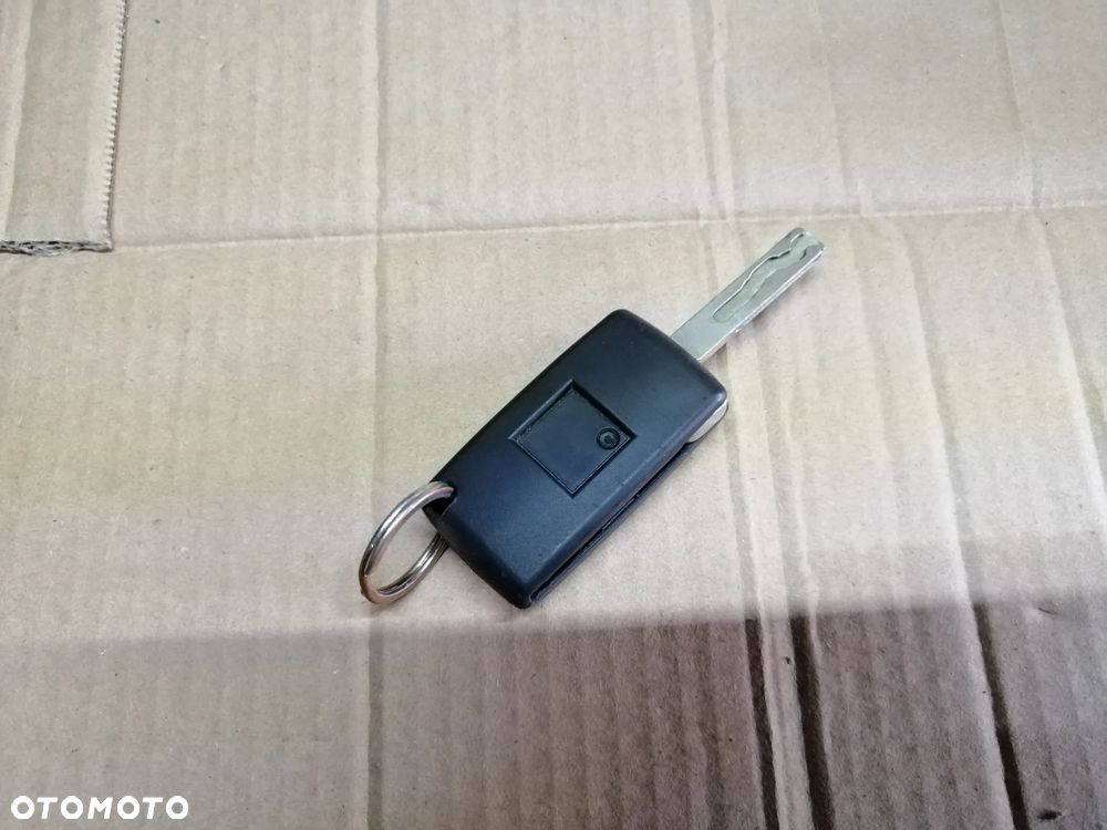 Peugeot 207 1.4 VTi  8FS zestaw startowy komputer  Bosch 0261201863 BSi BSM stacyjka immo klucze licznik i inne - 24