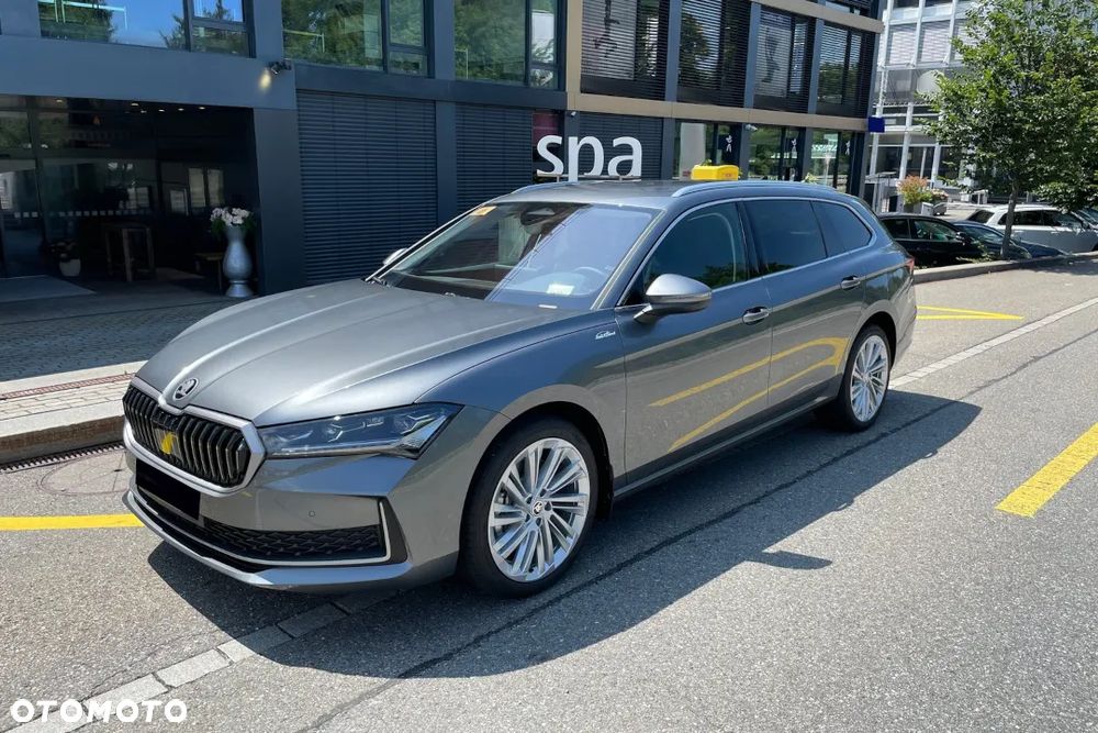 Skoda Superb 2.0 TSI L&K DSG - 3