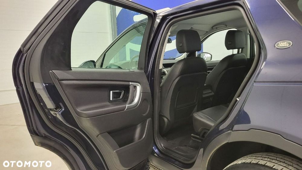 Land Rover Discovery Sport - 17
