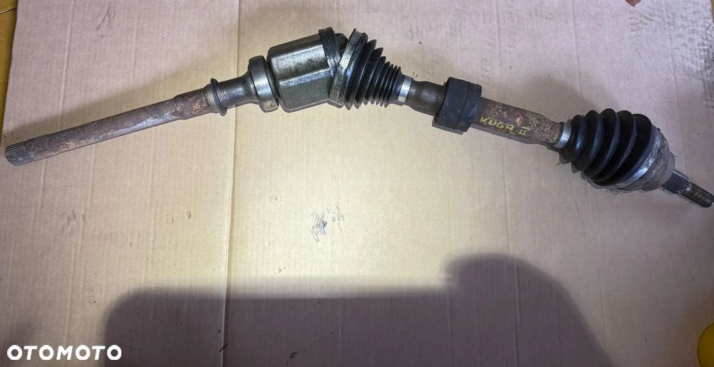 Półoś FORD KUGA II prawy przód OE AUTOMAT - 1