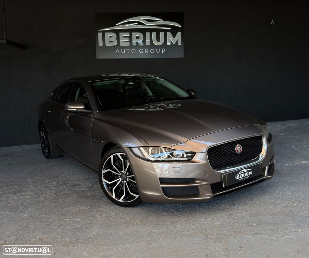 Jaguar XE E-Performance Aut. R-Sport - 6