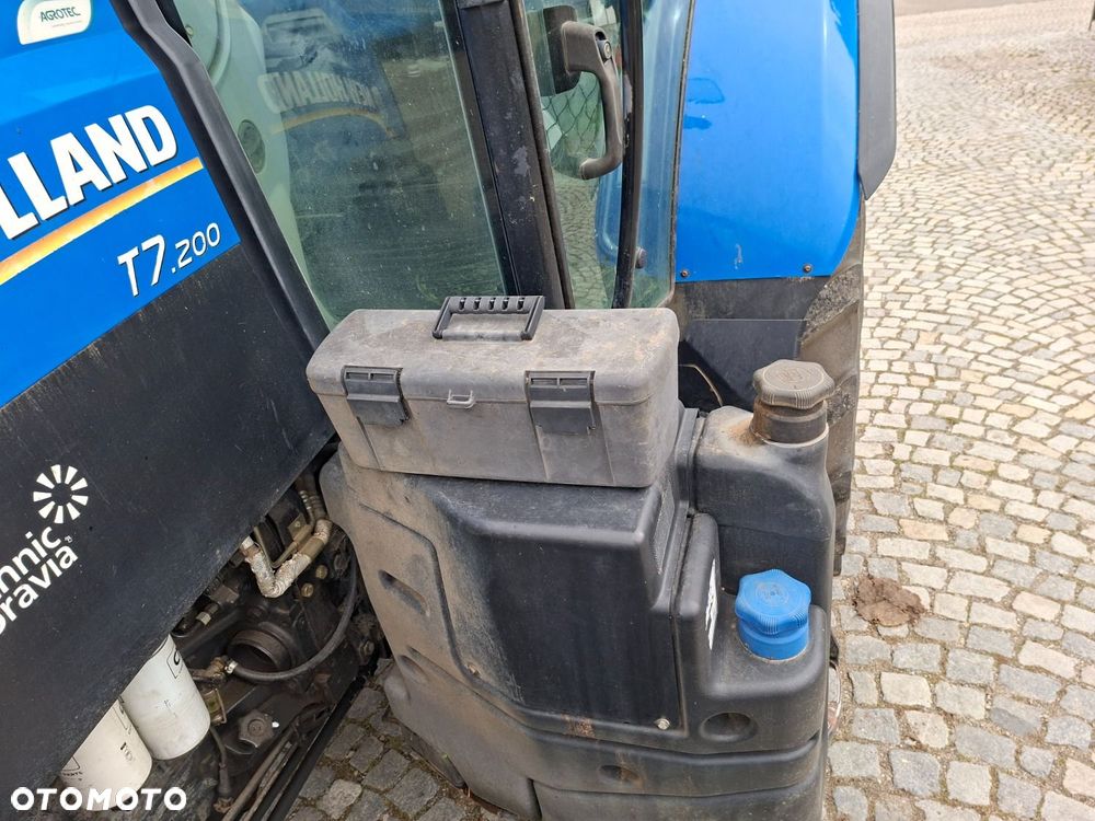 New Holland T7.200 4X4 - 27