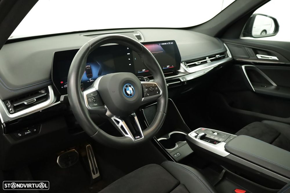 BMW X1 xDrive25e Pack Desportivo M - 7