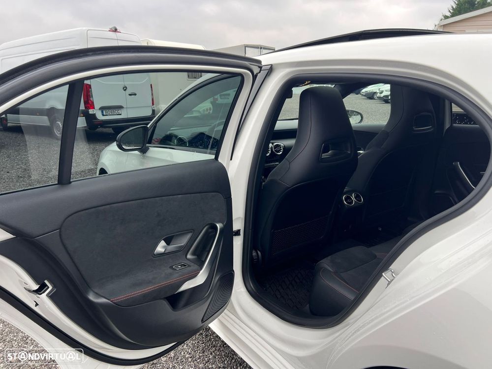 Mercedes-Benz A 250 - 18