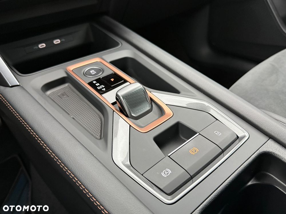 Cupra Formentor 2.0 TSI 4Drive DSG VZ Black Edition - 27